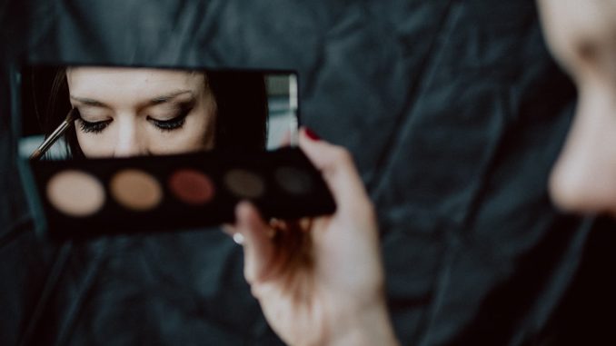 så skapar du en naturlig look med minimal styling illustration